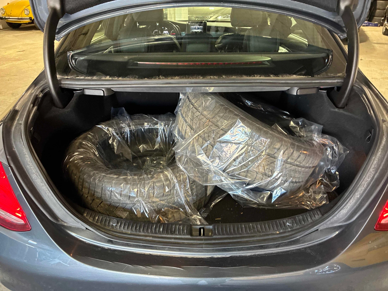 Mercedes-Benz C 300 4MATIC | 2015 | 2.0 Turbo | 241 к.с.| 126 797 km, снимка 14 - Автомобили и джипове - 55750256