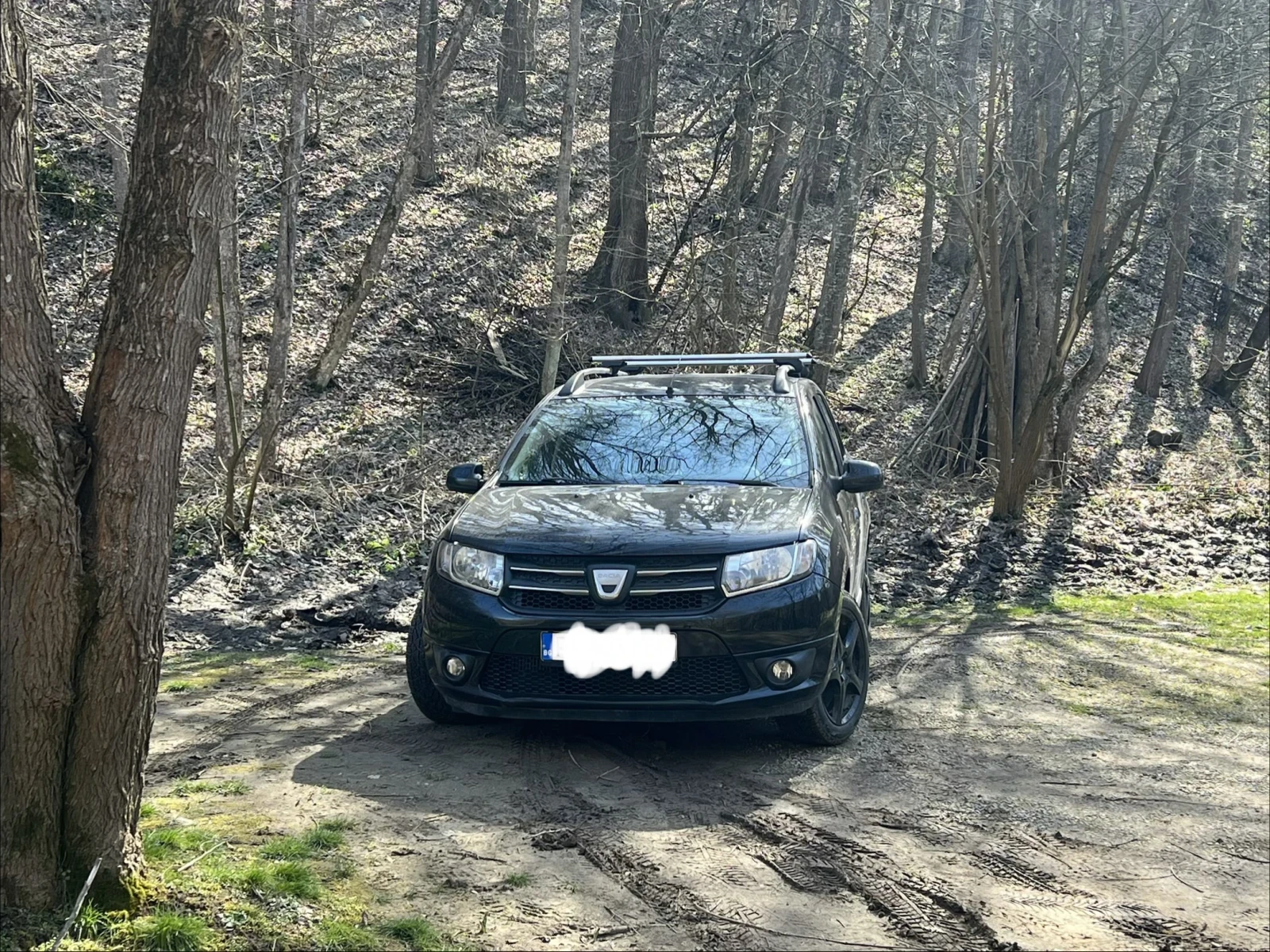 Dacia Logan, снимка 2 - Автомобили и джипове - 55976948