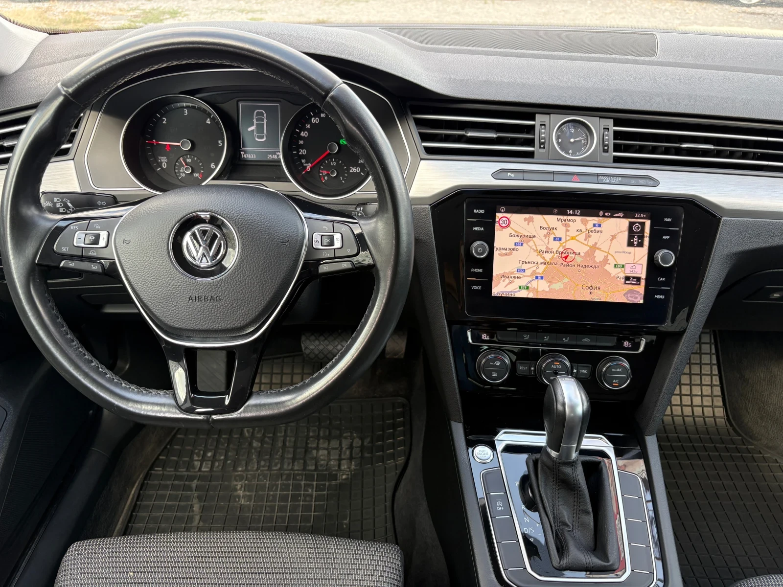 VW Arteon 2.0 D, снимка 9 - Автомобили и джипове - 56363832