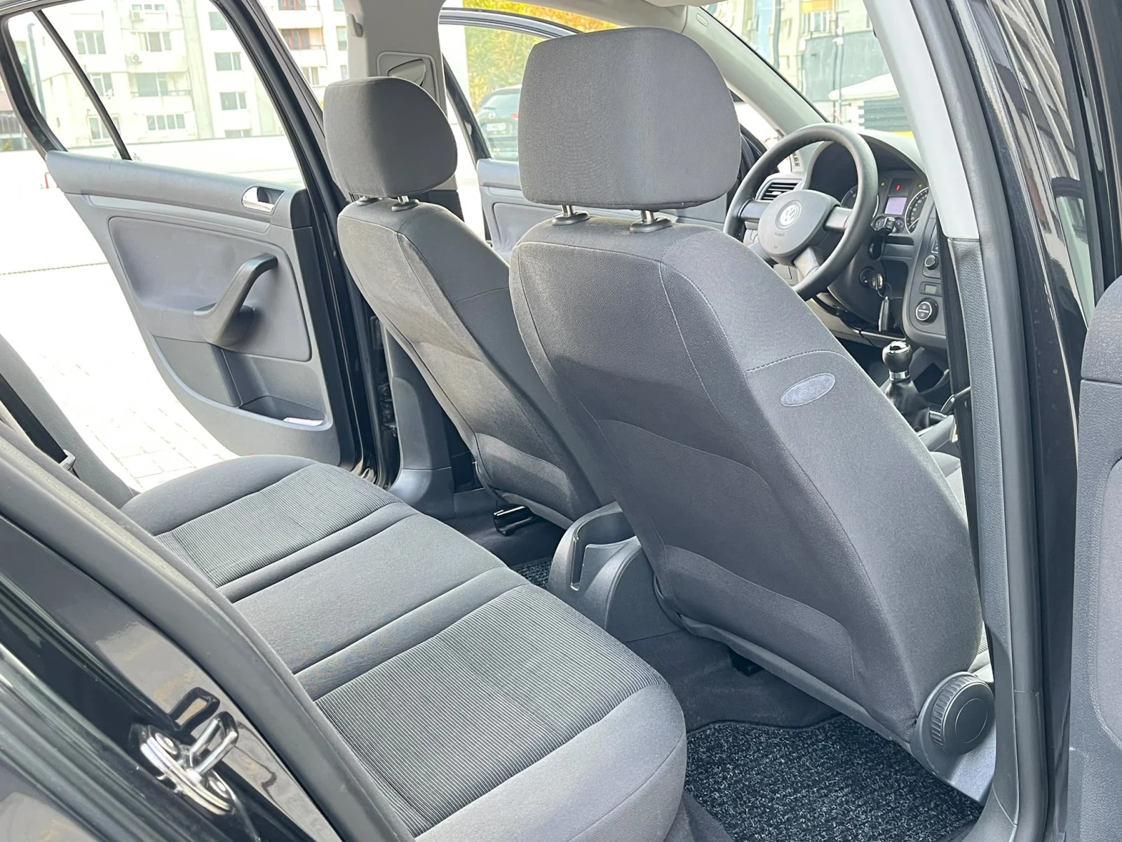 VW Golf 1.9TDI BKC, снимка 9 - Автомобили и джипове - 56593643