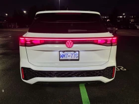 VW Tiguan * Highline R Line * АВТОКРЕДИТ* , снимка 4