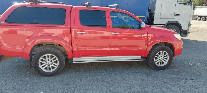 Toyota Hilux, снимка 5 - Автомобили и джипове - 47367720