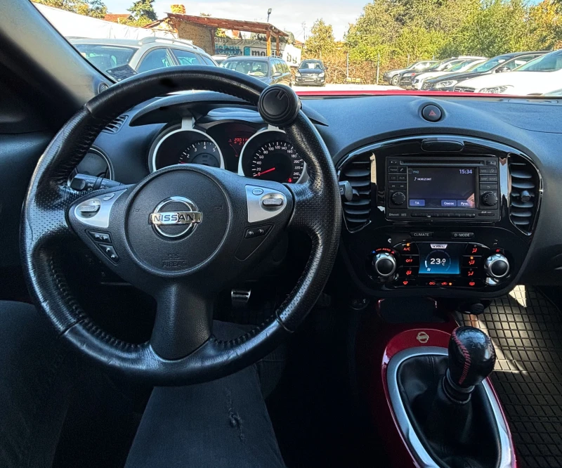 Nissan Juke 1.6 DIG-T, снимка 10 - Автомобили и джипове - 47527749