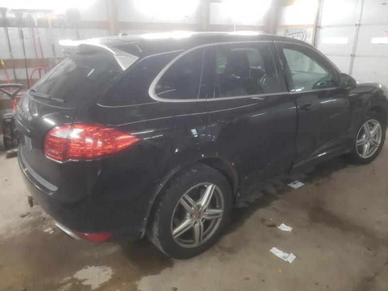 Porsche Cayenne, снимка 3 - Автомобили и джипове - 48597843