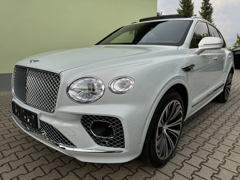 Bentley Bentayga V8 AZURE/ NAIM/ TOURING/ PANO/ HEAD UP/ 22/, снимка 2 - Автомобили и джипове - 48725713