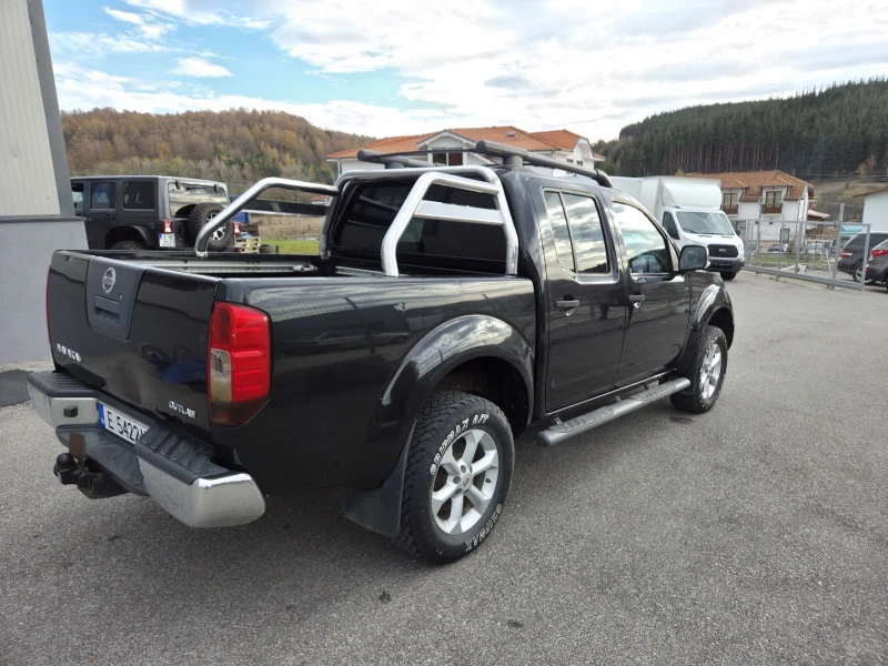Nissan Navara, снимка 3 - Автомобили и джипове - 52280316