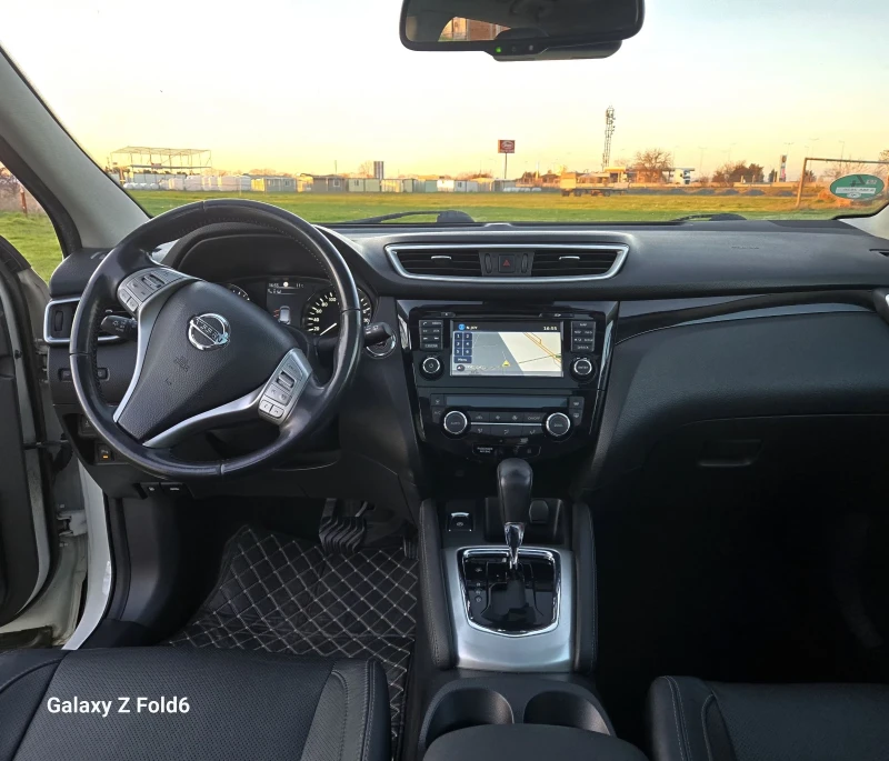 Nissan Qashqai TEKNA 1.6 LIMITED EDITIONS CHROME ПАКЕТ 360 КАМЕРИ, снимка 11 - Автомобили и джипове - 53115310
