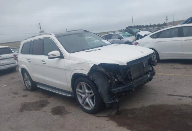 Mercedes-Benz GL GL 550 4MATIC, снимка 4 - Автомобили и джипове - 47875125