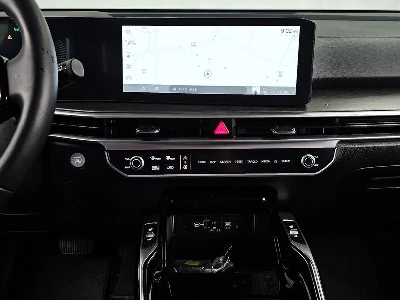 Kia Sorento 2.5 Automatic, снимка 13 - Автомобили и джипове - 55579894