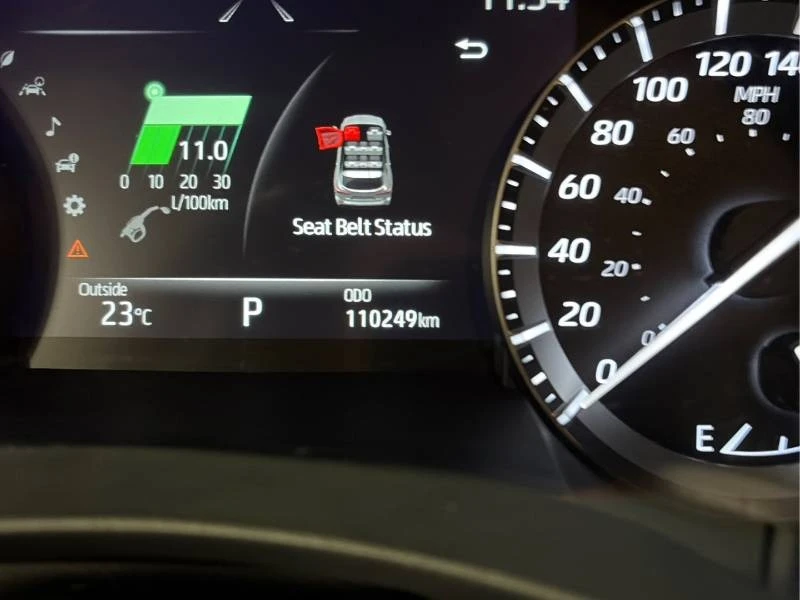 Toyota Highlander * XLE AWD * 7 МЕСТЕН * ДИСТРОНИК * CARFAX, снимка 11 - Автомобили и джипове - 55799992