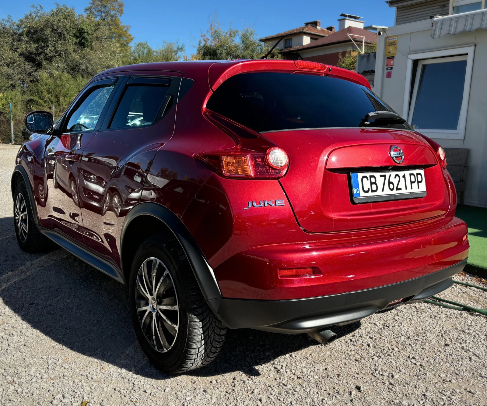 Nissan Juke 1.6 DIG-T - изображение 5