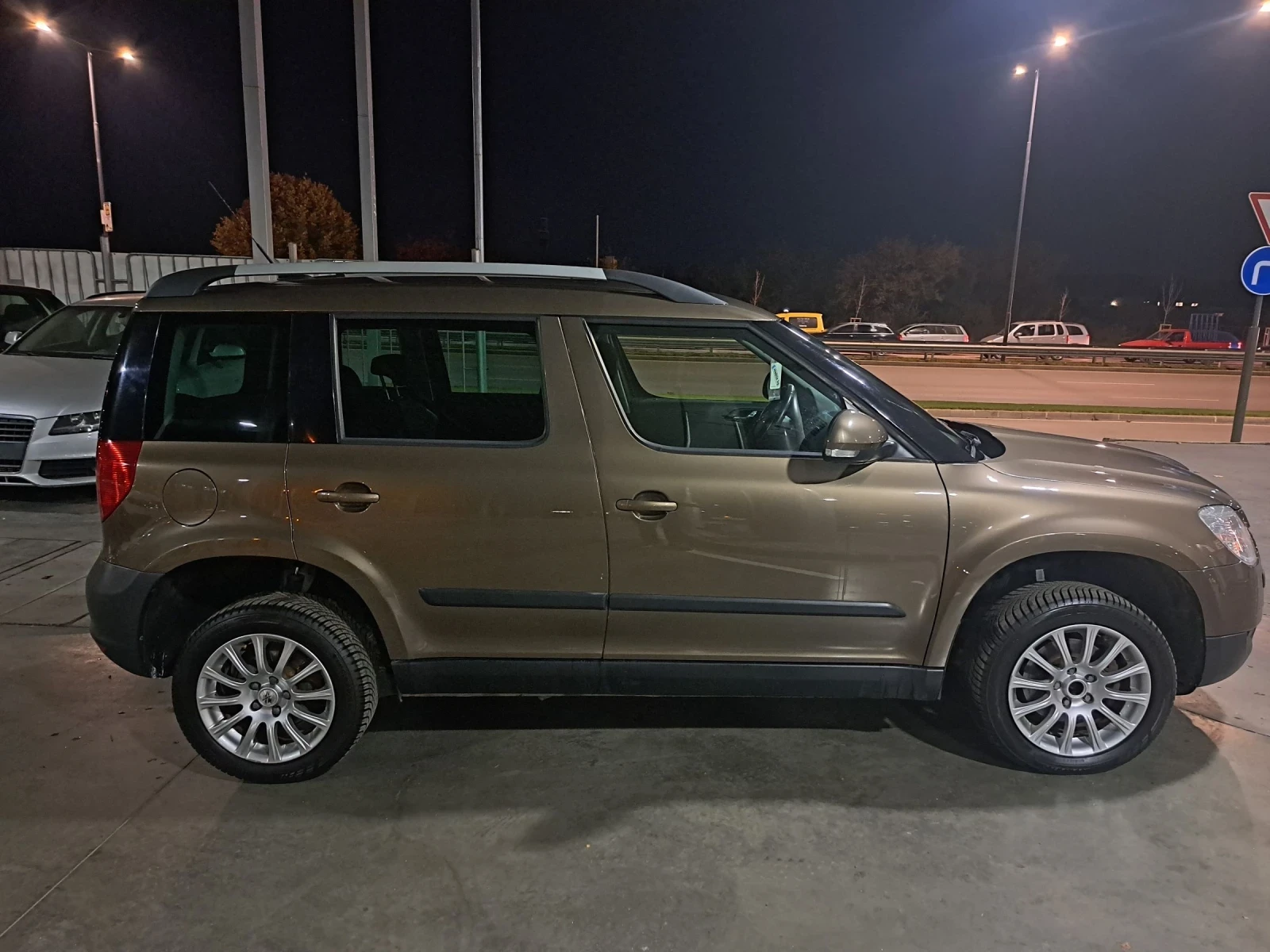 Skoda Yeti 2.0TDI 140PS.4X4 ITALIA - изображение 8