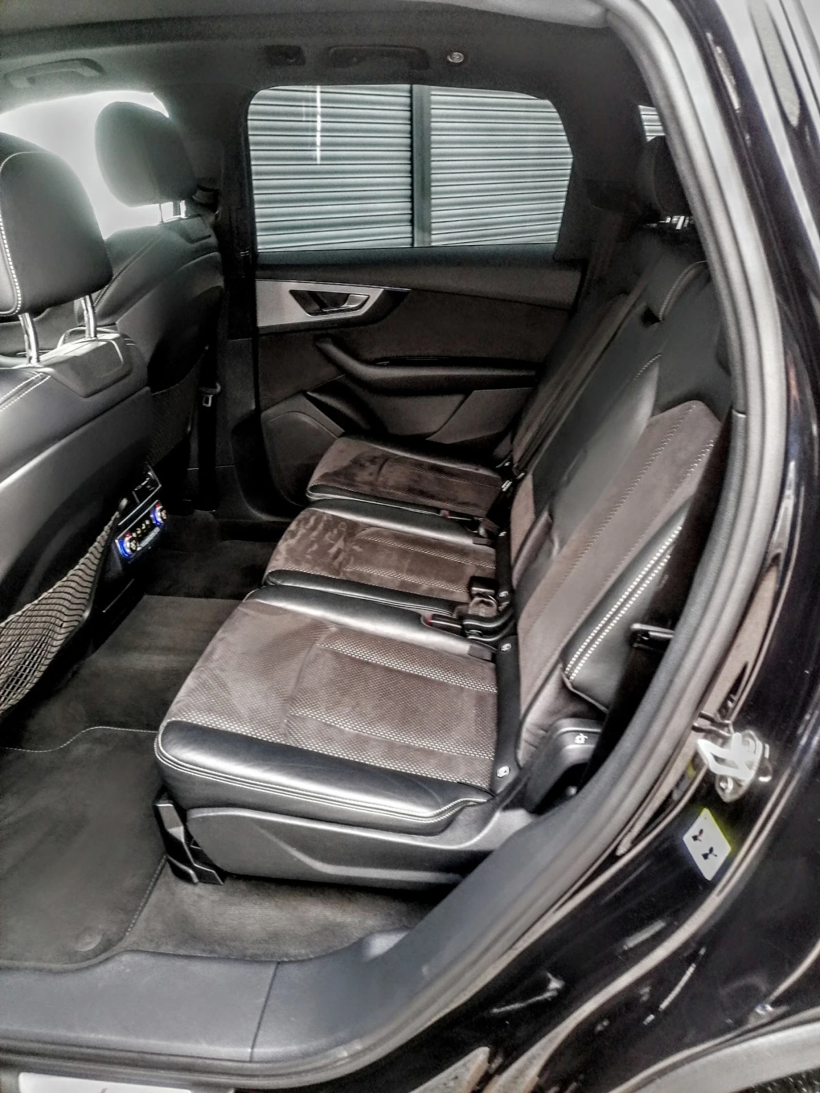 Audi Q7 Quattro / S-Line / Panorama / 7 seat   - изображение 8