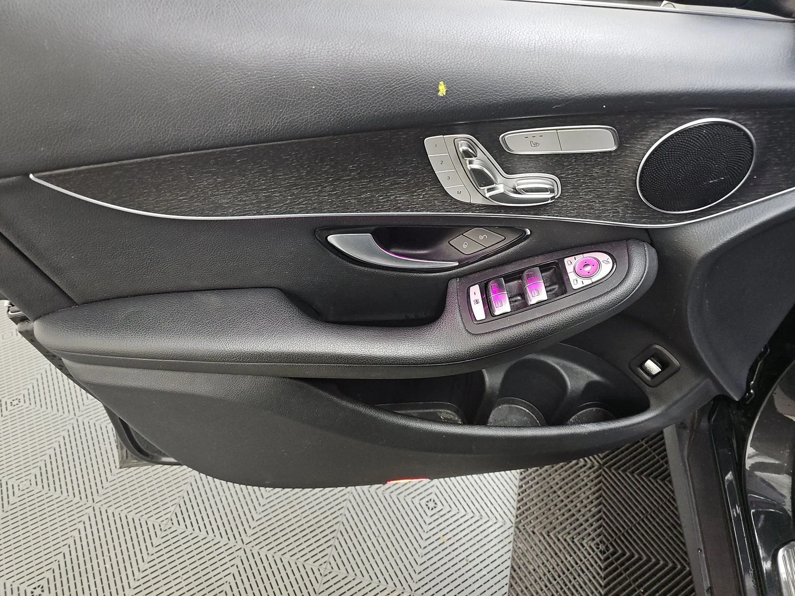 Mercedes-Benz GLC 300 2022* 9G* AMBIENT* DESIGNO* KEYLESS* . | Mobile.bg   13