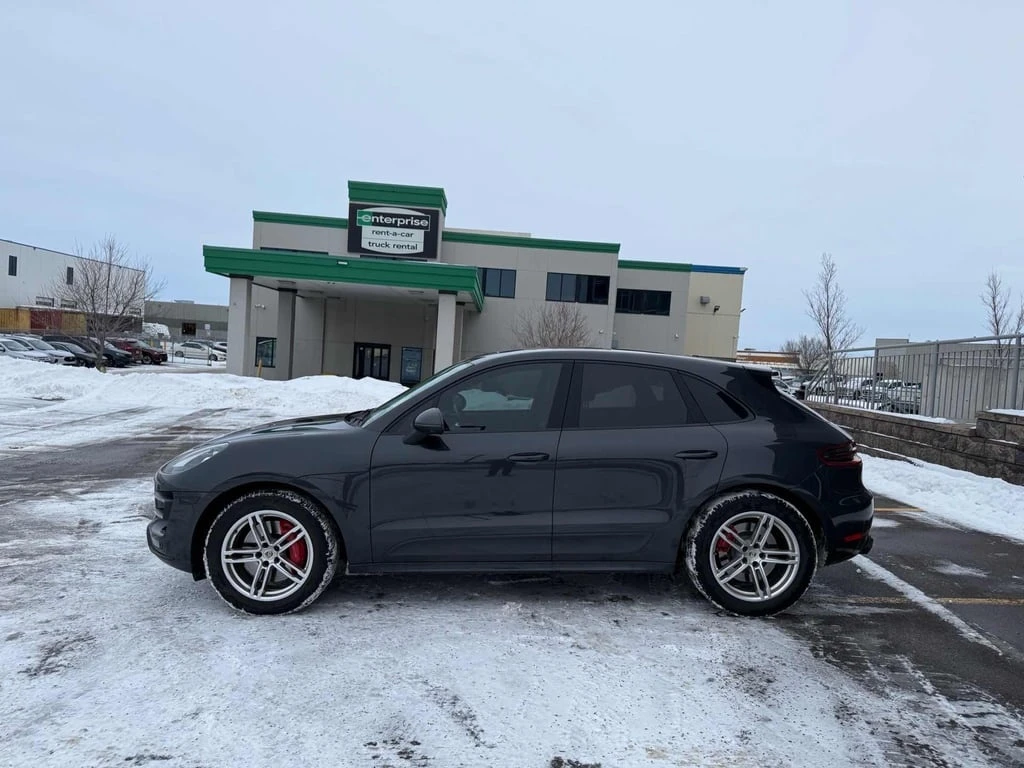 Porsche Macan * Turbo * CARFAX * БЕЗ ПЪРВОНАЧАЛНА ВНОСКА - изображение 2