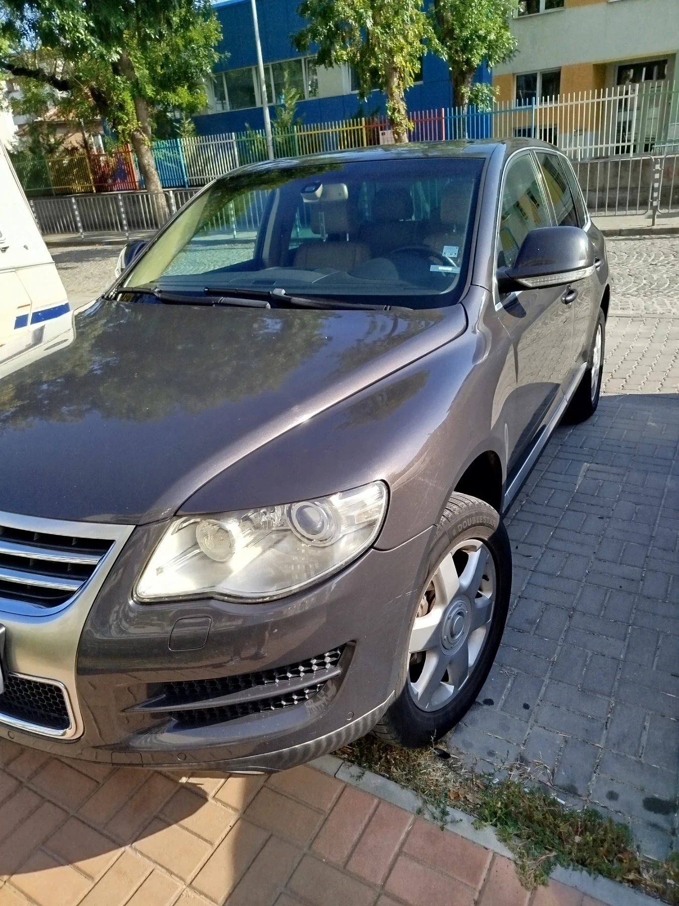 VW Touareg Фейслифт, снимка 4 - Автомобили и джипове - 53842762