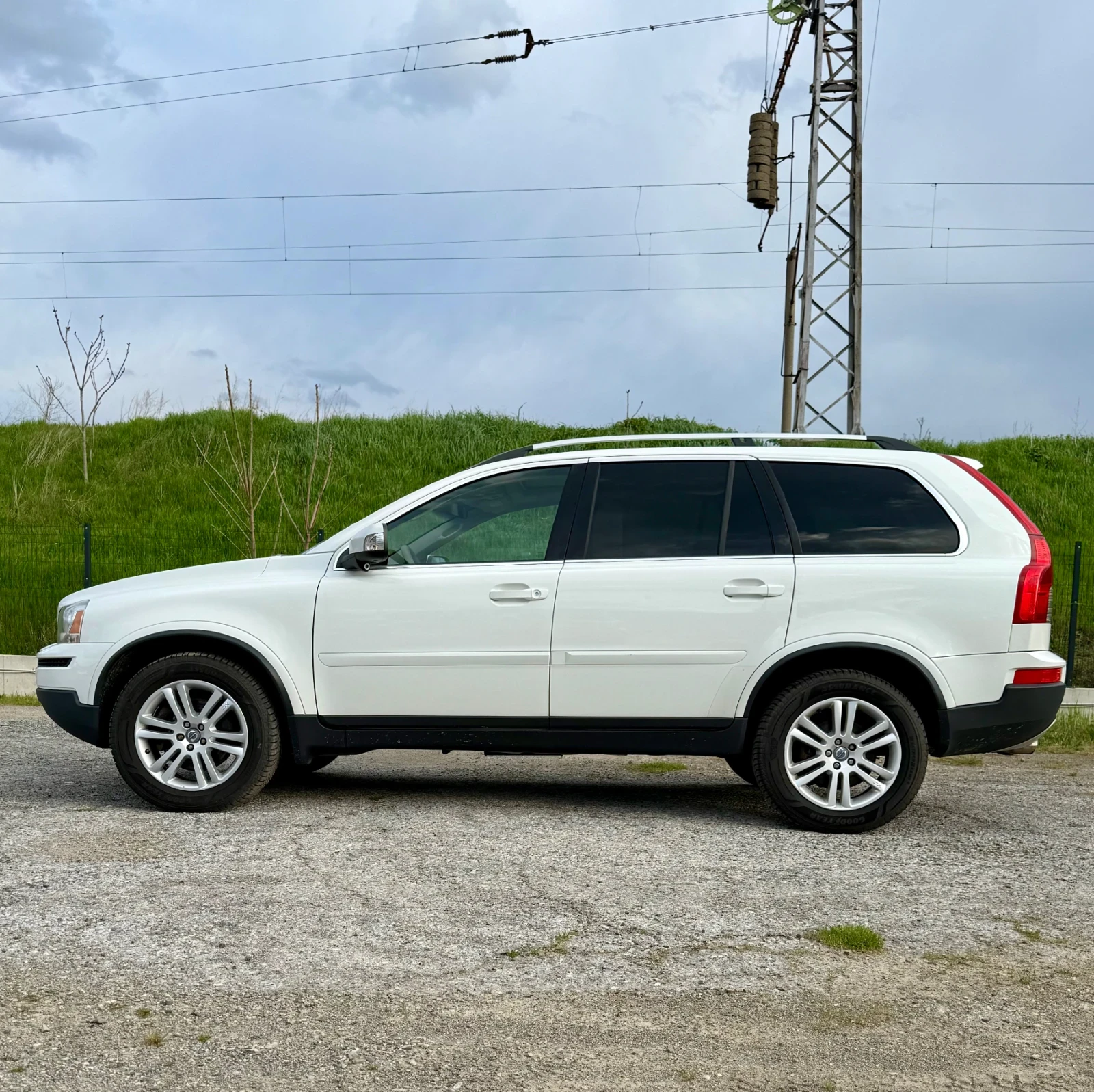 Volvo Xc90 XC 90 4x4 7 МЕСТНА DVD XENON TOP, снимка 3 - Автомобили и джипове - 54175673