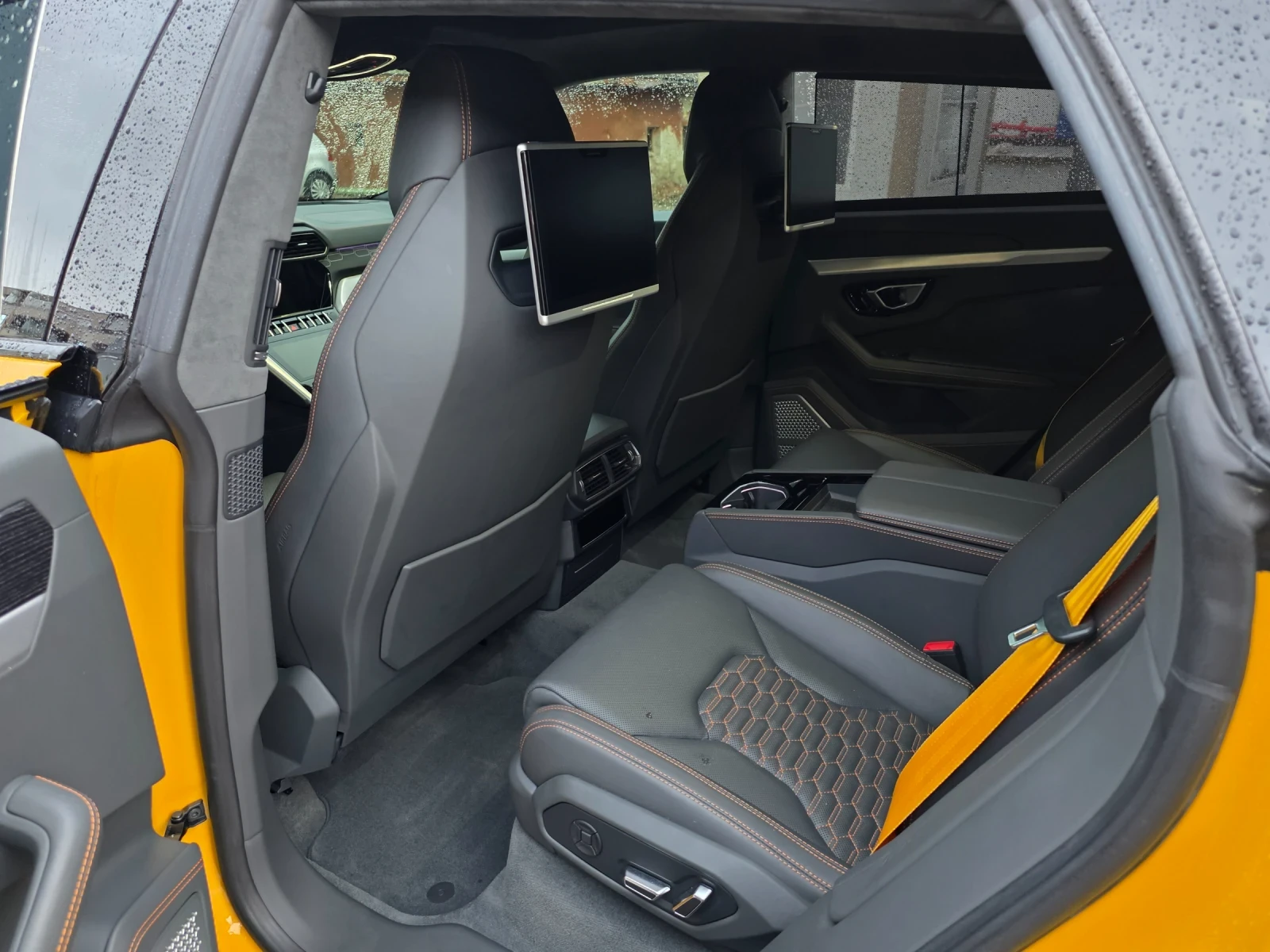 Lamborghini Urus ГАРАНЦИОНЕН ЛИЗИНГ , снимка 8 - Автомобили и джипове - 54345347