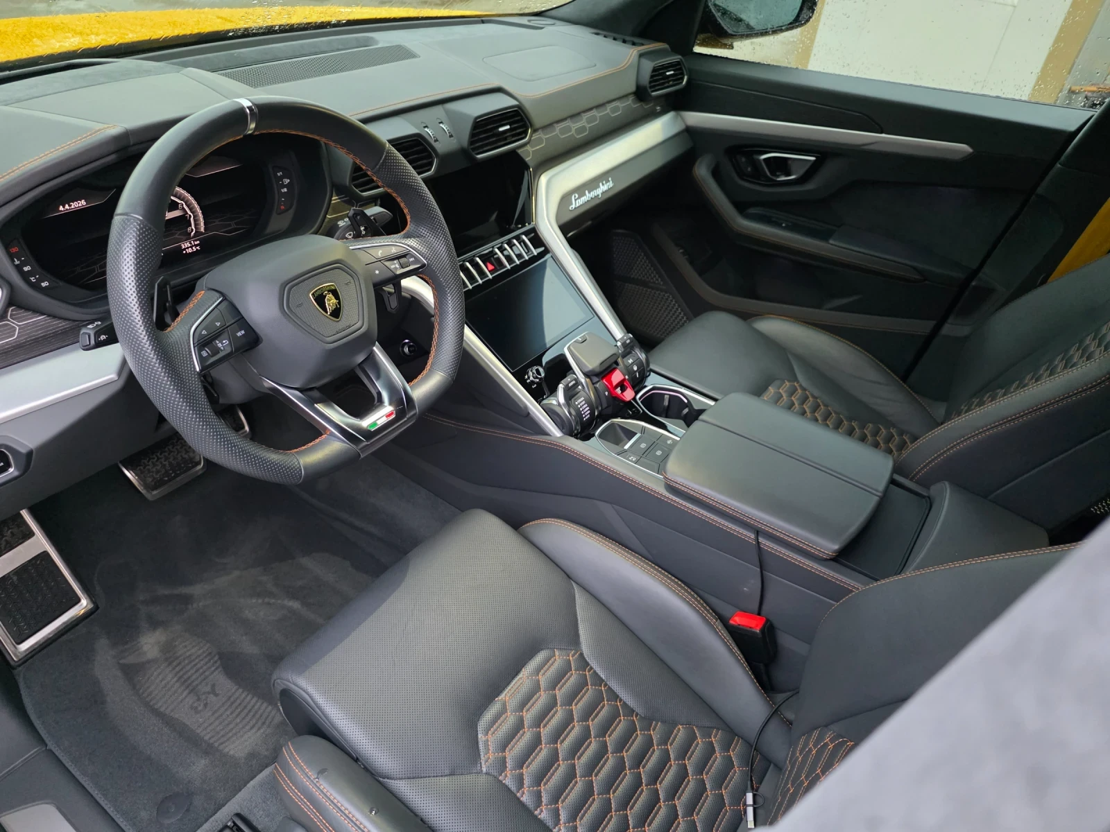 Lamborghini Urus ГАРАНЦИОНЕН ЛИЗИНГ , снимка 9 - Автомобили и джипове - 54345347