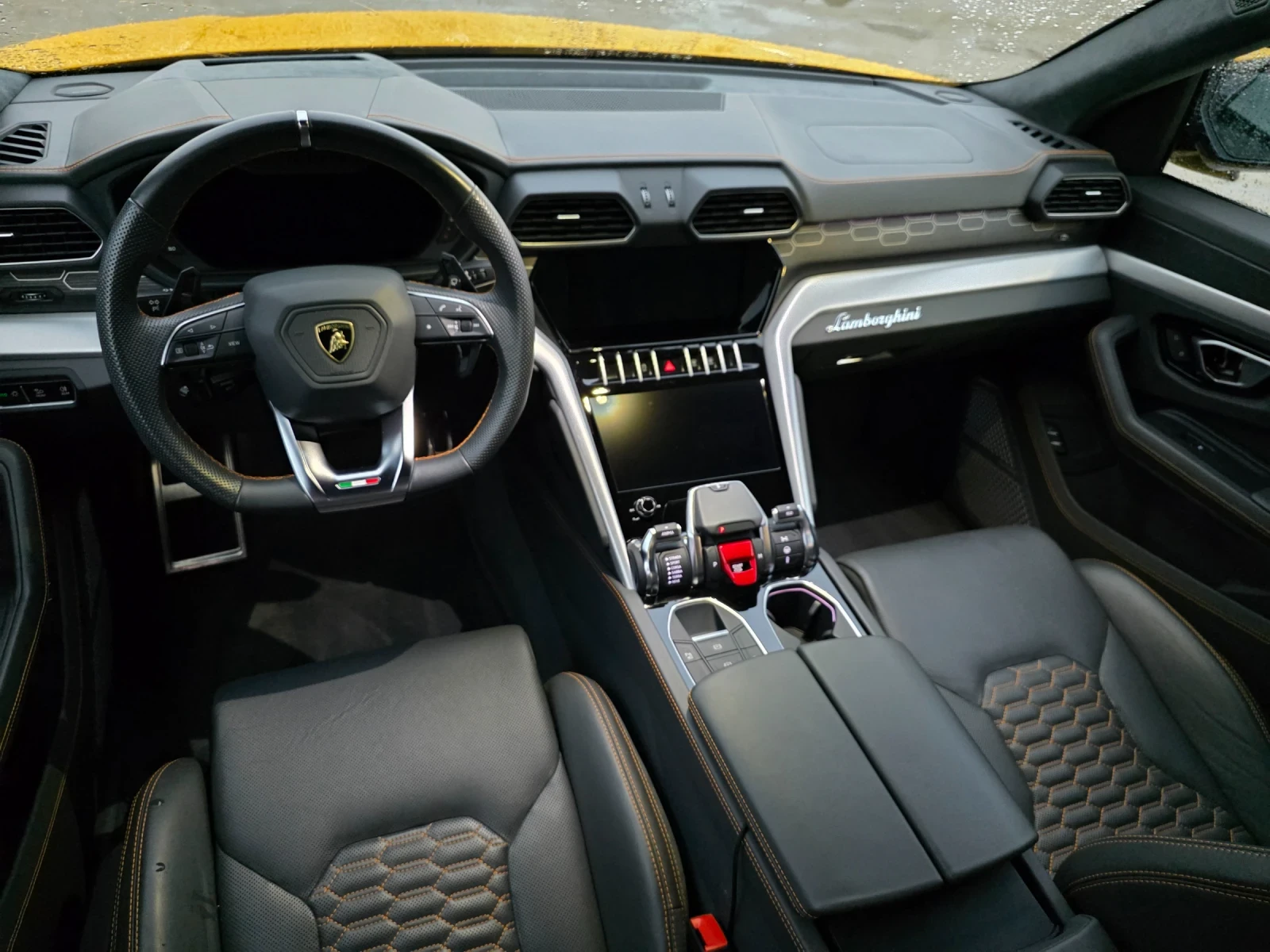 Lamborghini Urus ГАРАНЦИОНЕН ЛИЗИНГ , снимка 7 - Автомобили и джипове - 54345347