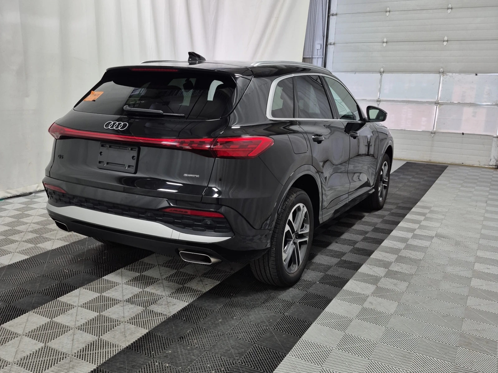 Audi Q5 2.0 TFSI QUATTRO, снимка 5 - Автомобили и джипове - 54721578