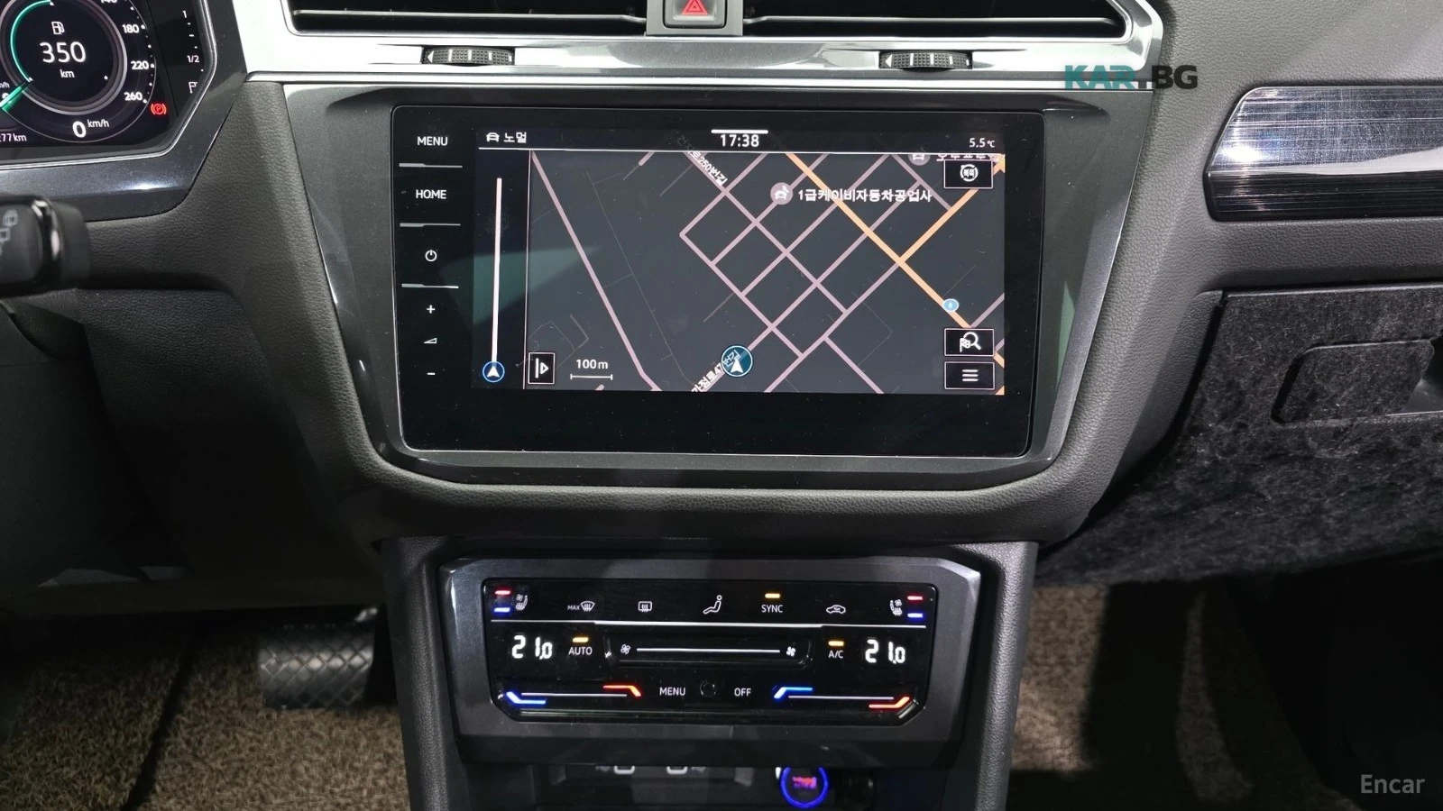 VW Tiguan PRESTIGE/HUD/KEYLESS/PANO/KAMEPA, снимка 12 - Автомобили и джипове - 54895769