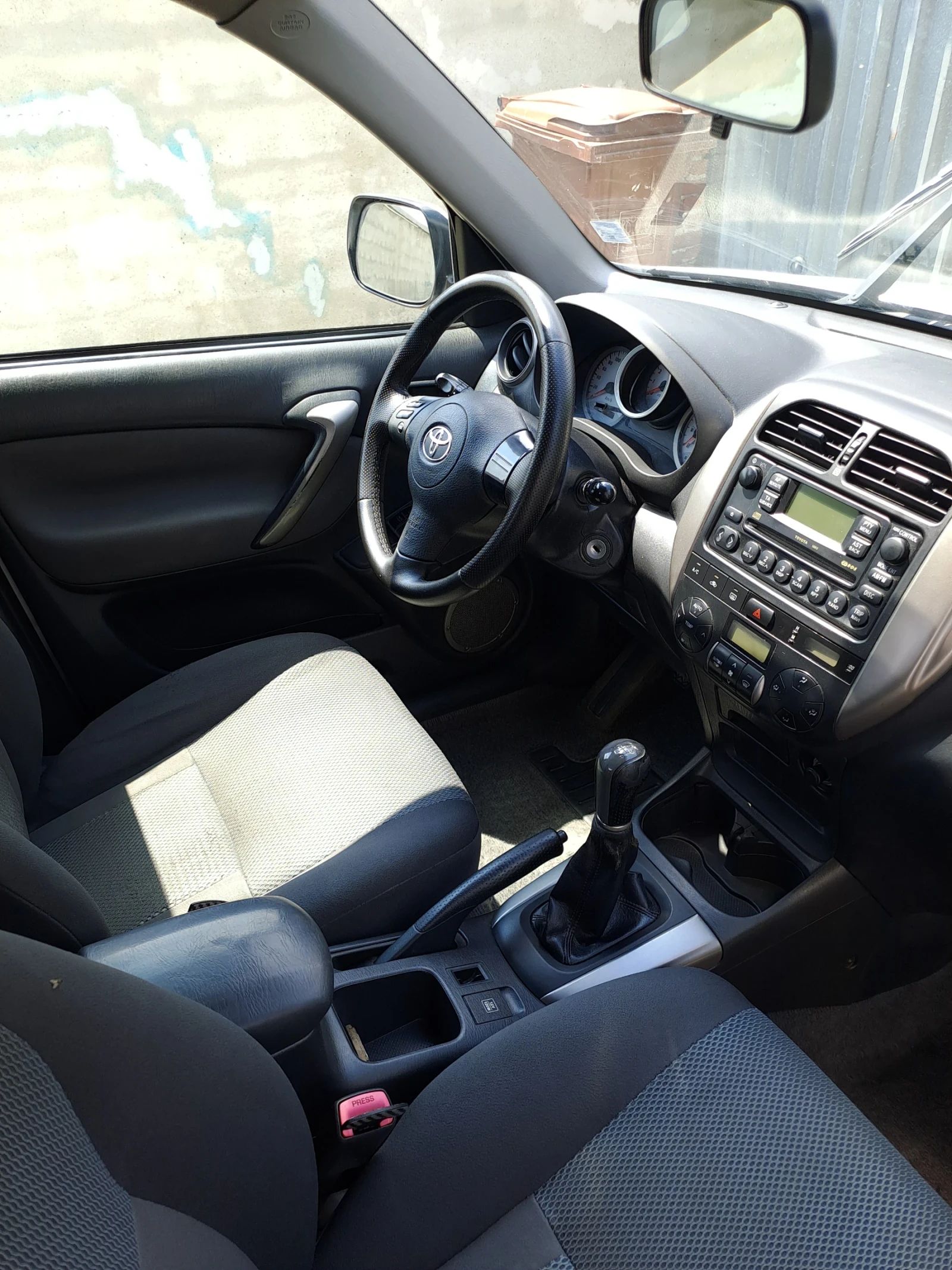 Toyota Rav4, снимка 6 - Автомобили и джипове - 55048701