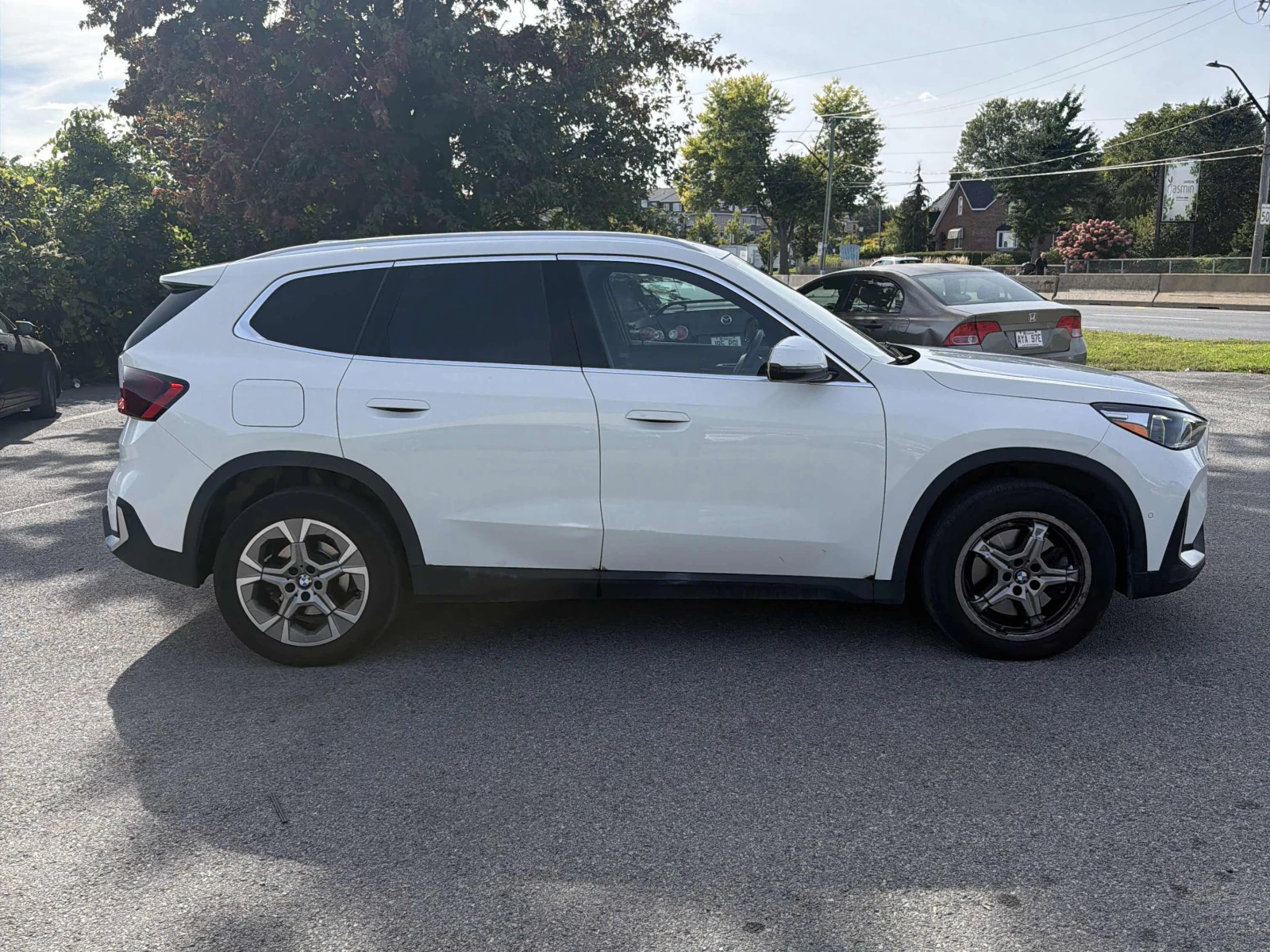 BMW X1 xDrive28i, АВТОКРЕДИТ, снимка 3 - Автомобили и джипове - 56171589