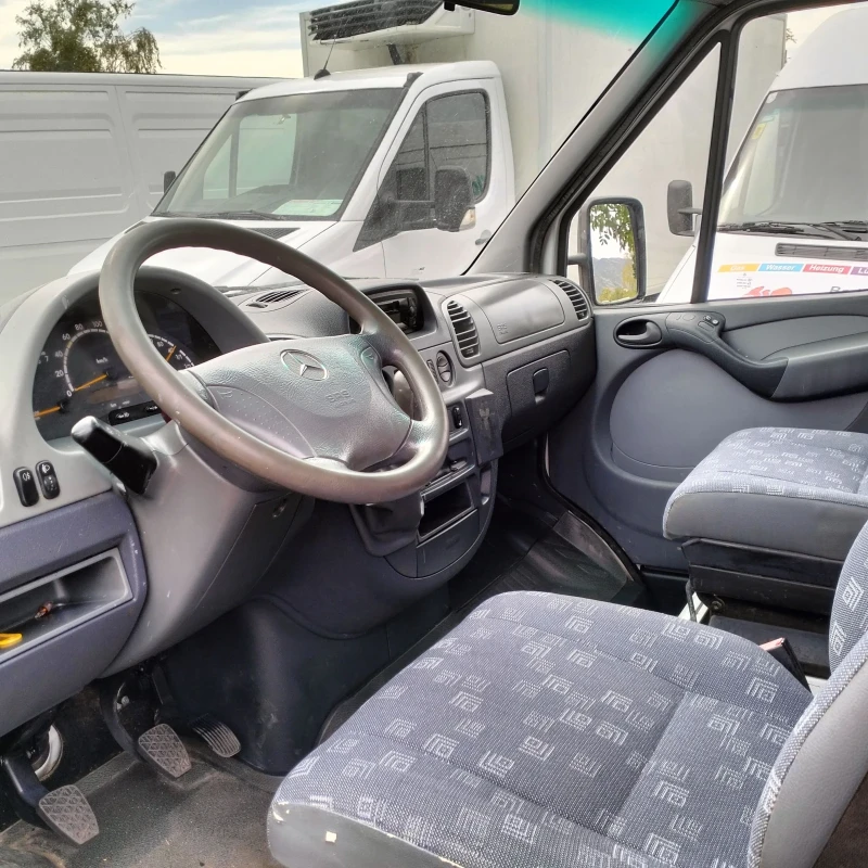 Mercedes-Benz Sprinter 213 213cdi 6 местен климатик, снимка 9 - Бусове и автобуси - 47529863