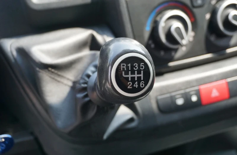 Peugeot Boxer 2.3 Ивеко Мотор Топ, снимка 6 - Бусове и автобуси - 50364285