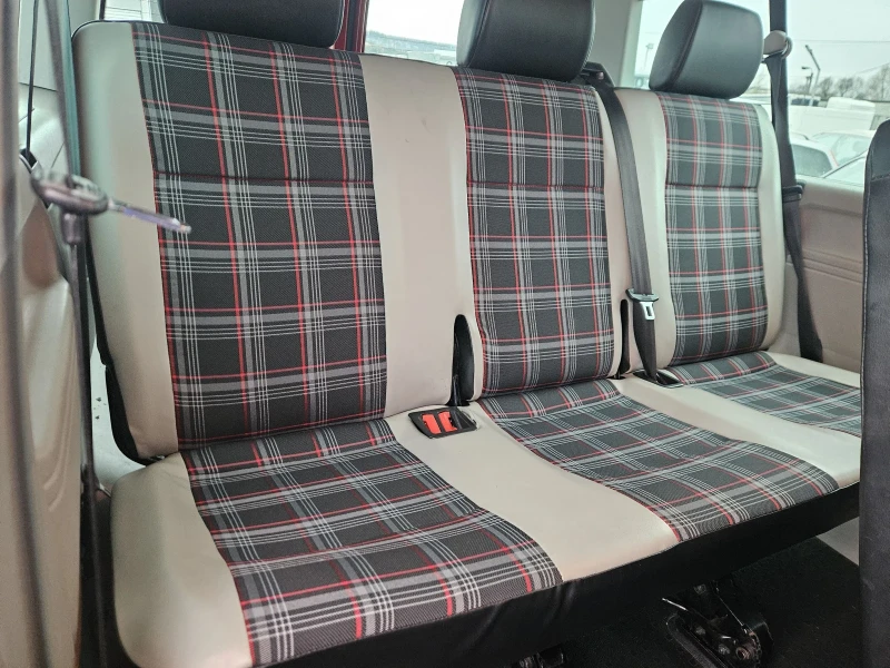 VW Caravelle 2.0TDI NAVI  4X4 MAXI, снимка 10 - Бусове и автобуси - 53056184