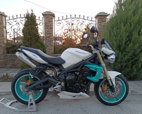     Triumph Street Triple 675i ARROW