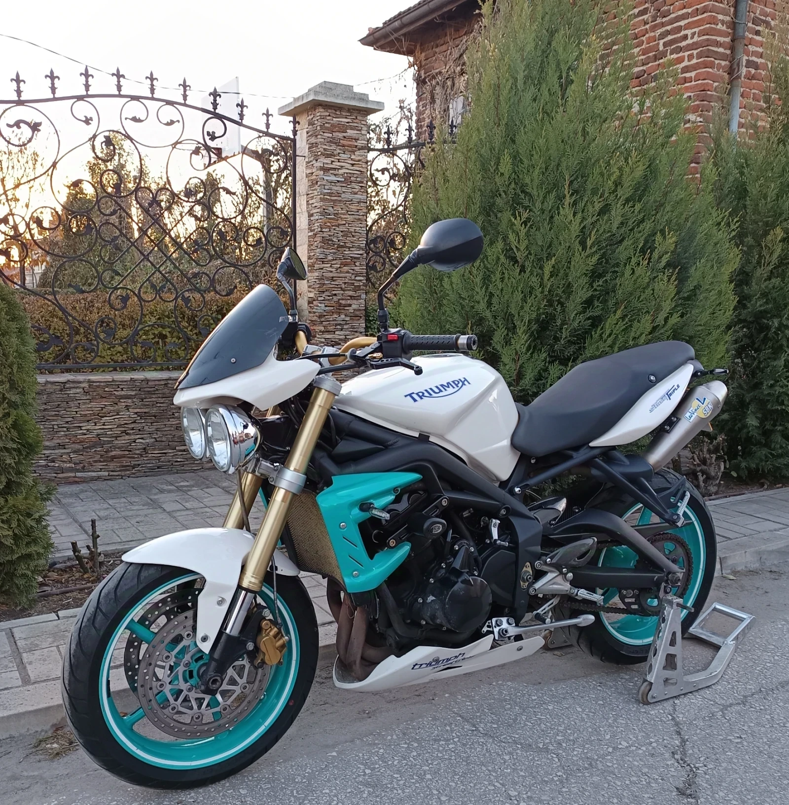 Triumph Street Triple 675i ARROW - изображение 4
