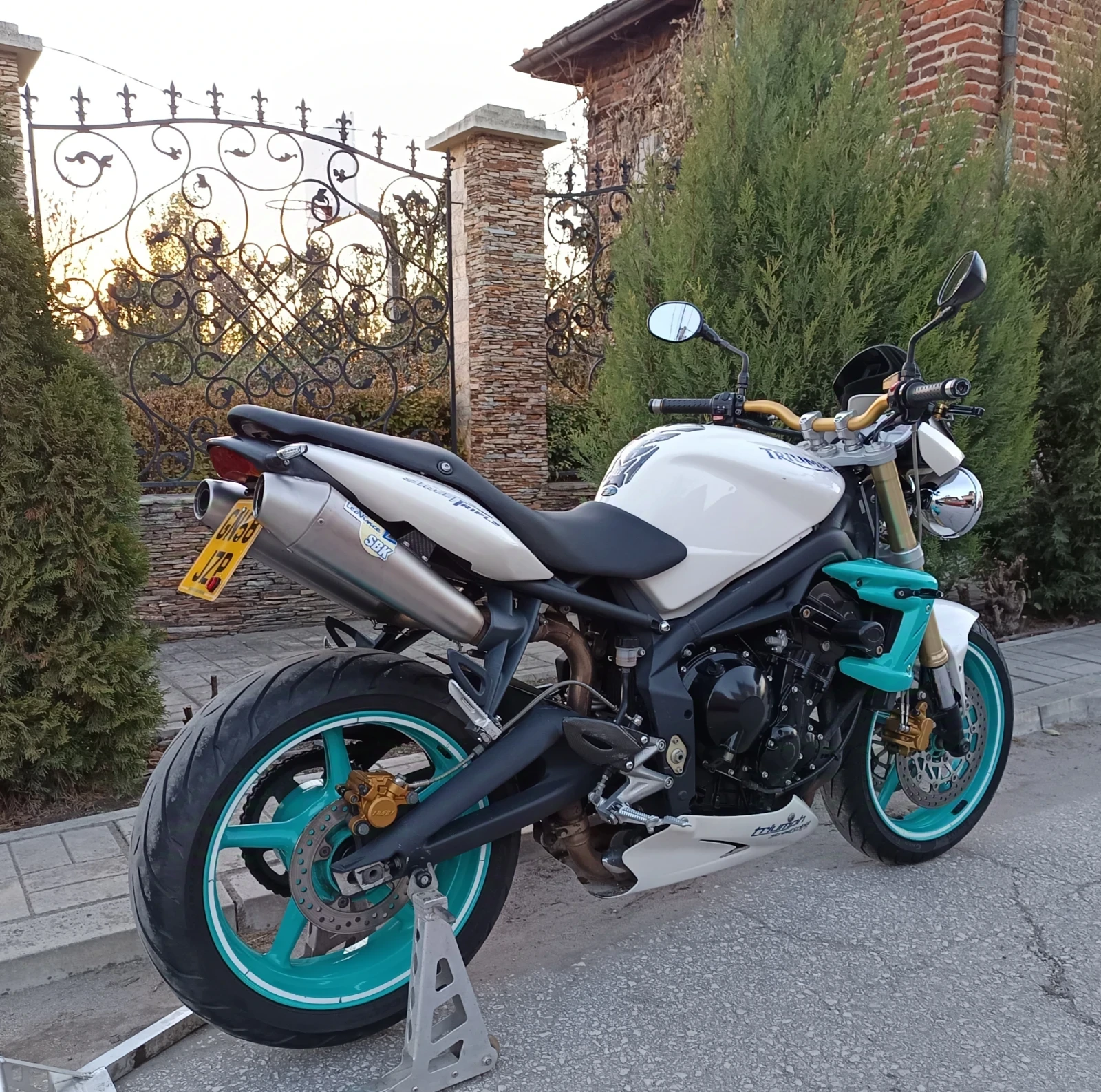 Triumph Street Triple 675i ARROW - изображение 7