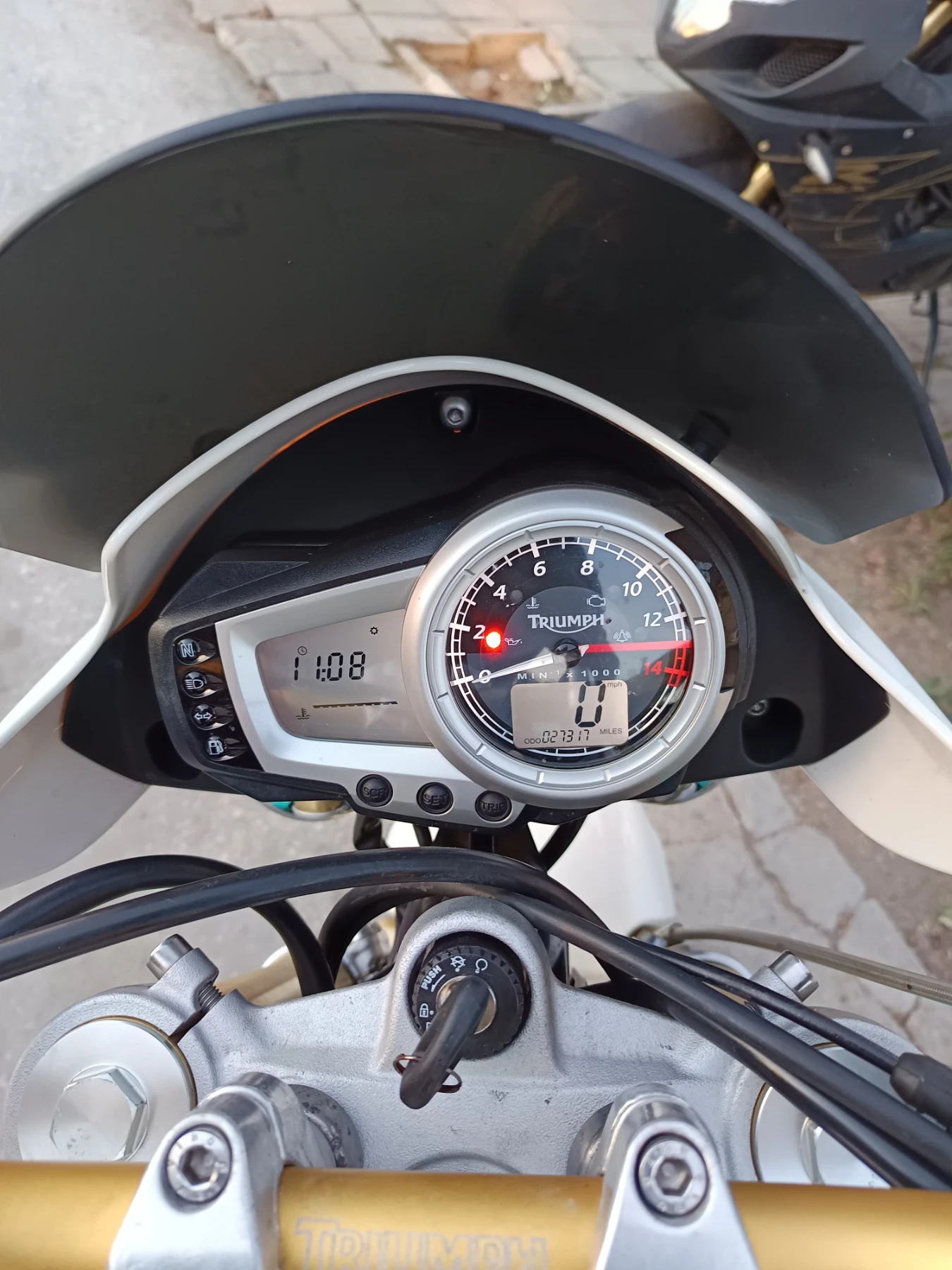 Triumph Street Triple 675i ARROW - изображение 9