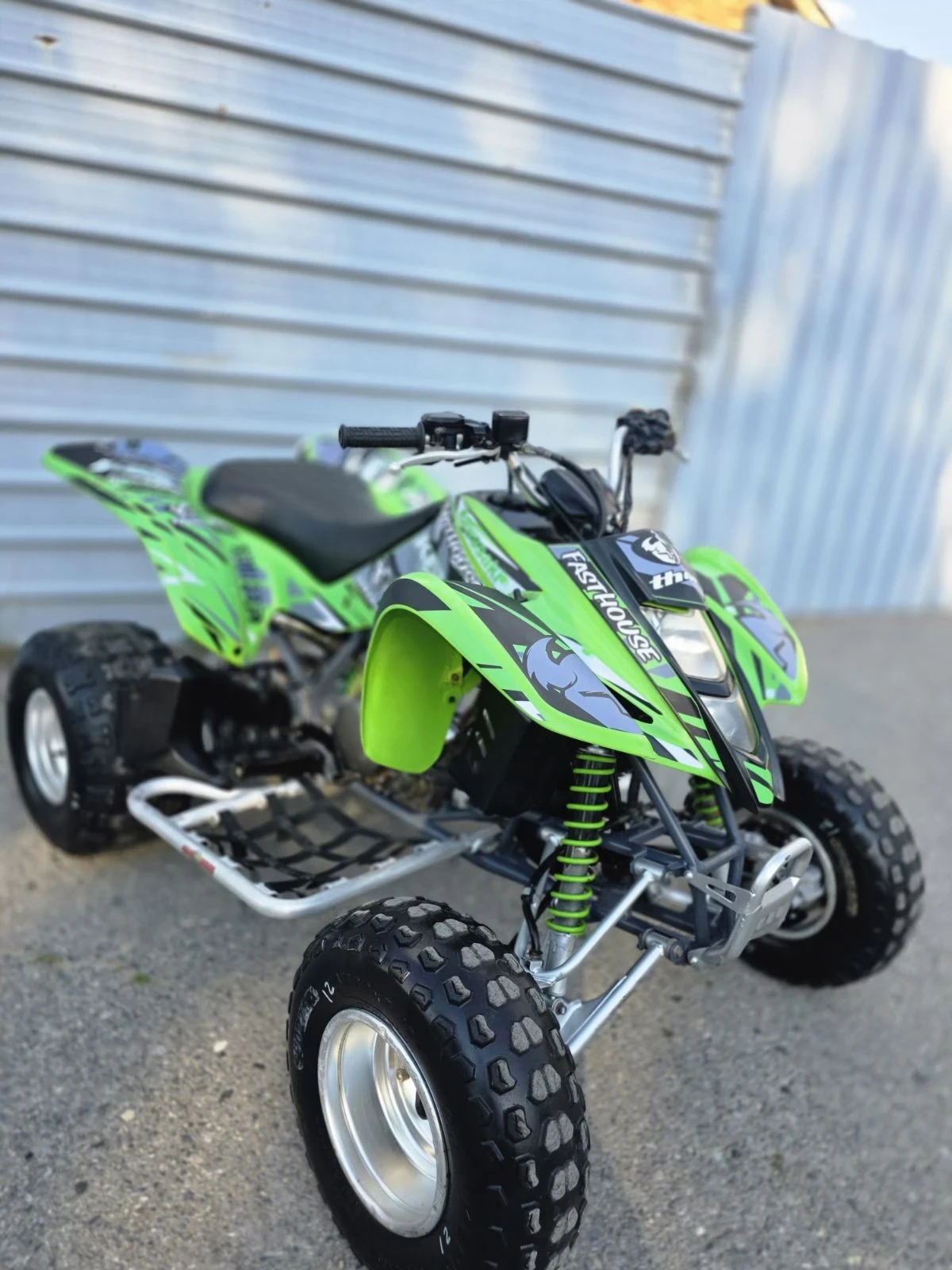 Kawasaki Kfx 400 СТАРТЕР 2008Г БЕЗ ЗАБЕЛЕЖКИ, снимка 2 - Мотоциклети и мототехника - 55192203