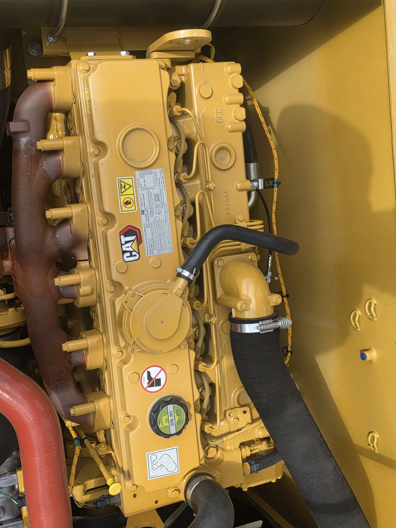 Багер Caterpillar 324 05A, снимка 15 - Индустриална техника - 55432934