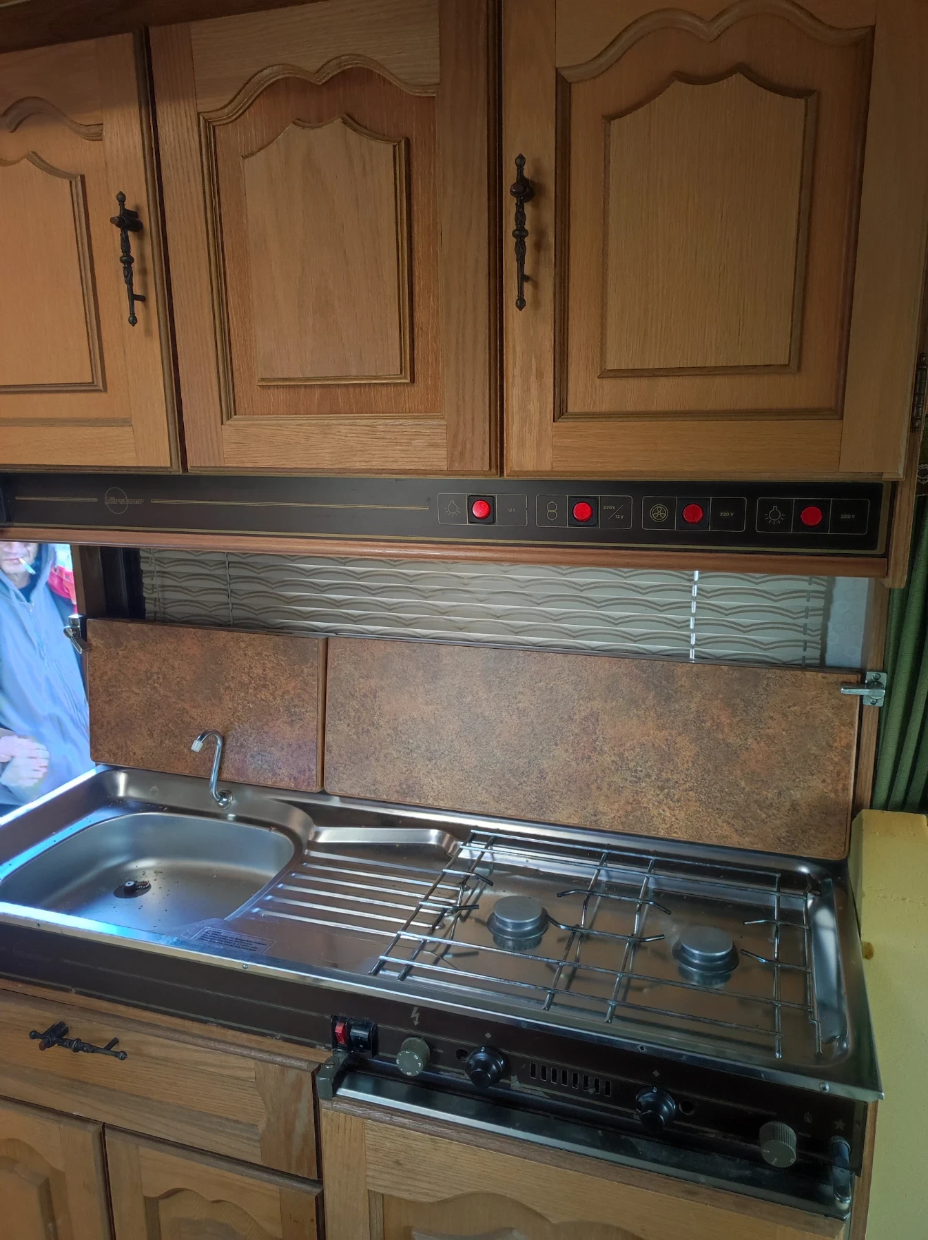 �������� Burstner | Mobile.bg � ����������� 9