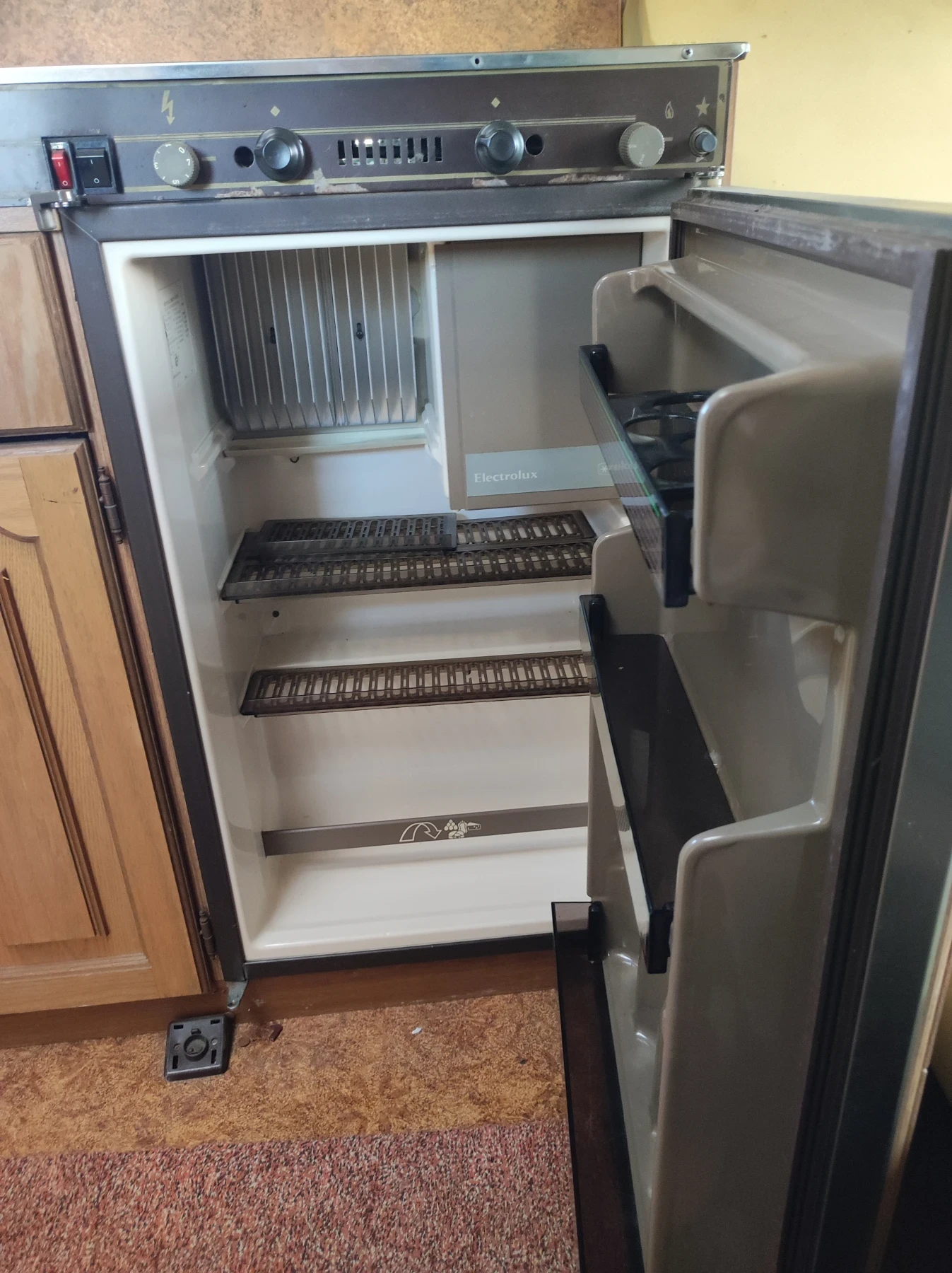 �������� Burstner | Mobile.bg � ����������� 10