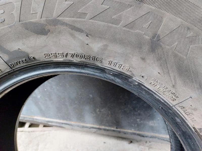 Гуми Зимни 255/70R16, снимка 7 - Гуми и джанти - 36664739