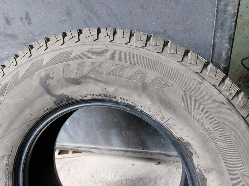 Гуми Зимни 255/70R16, снимка 8 - Гуми и джанти - 36664739