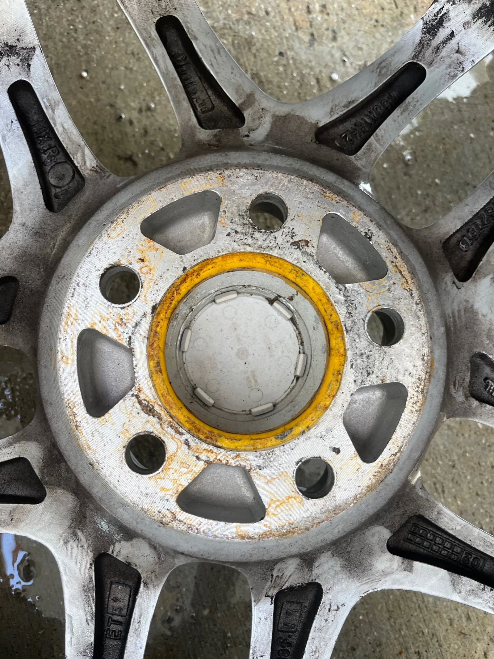 ���� � ������ 225/55R18 | Mobile.bg � ����������� 12