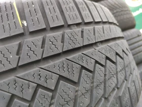 Гуми Зимни 235/45R18, снимка 6 - Гуми и джанти - 48958983