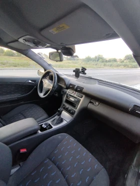 Mercedes-Benz C 220, снимка 3