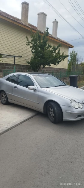 Mercedes-Benz C 220, снимка 2
