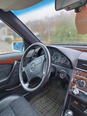 Mercedes-Benz C 200, снимка 5 - Автомобили и джипове - 45530564
