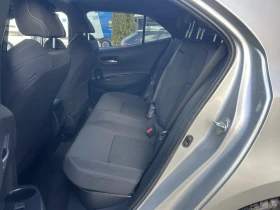 Toyota Corolla   1.8 Hybrid | Mobile.bg    15