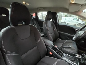 Volvo V40, снимка 15