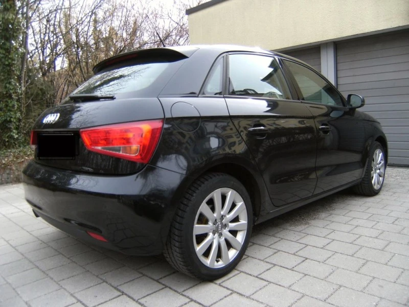 Audi A1 1.6TDI на части, снимка 2 - Автомобили и джипове - 49459874