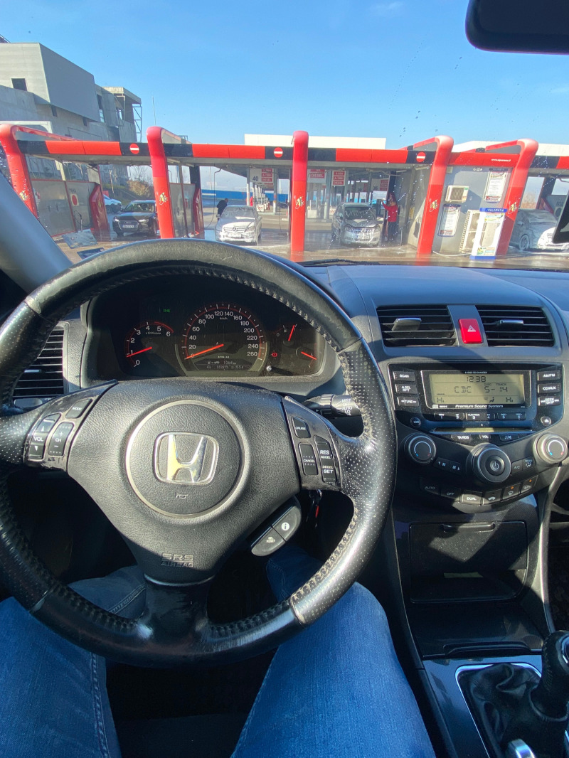 Honda Accord, снимка 5 - Автомобили и джипове - 45843945